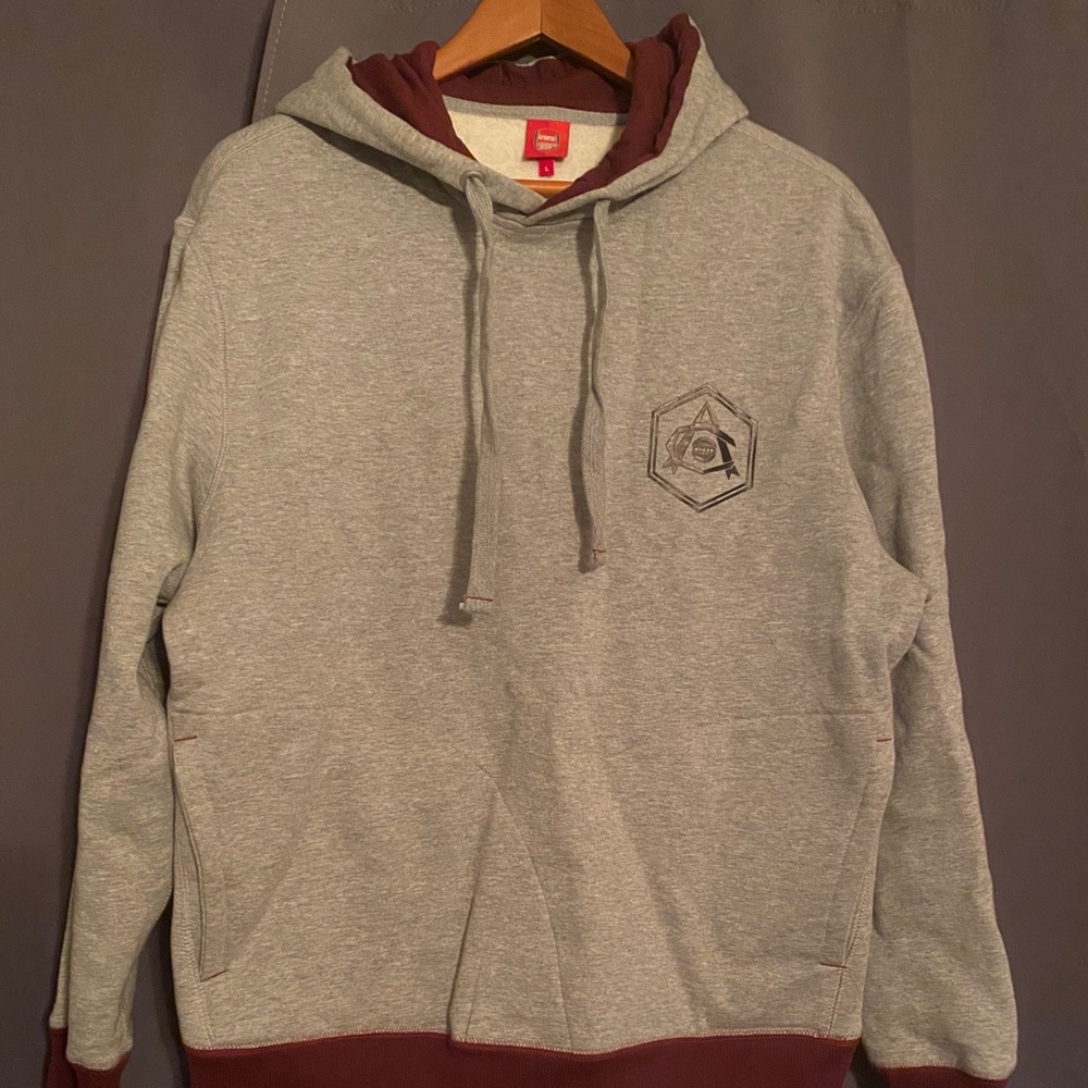 Arsenal L men’s sweatshirt EUC